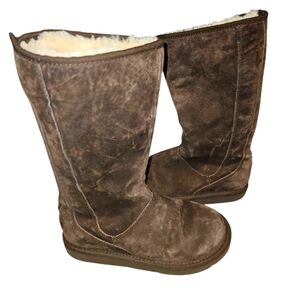 UGG Australia Knightsbridge Brown Tall Zip Boots Size 8